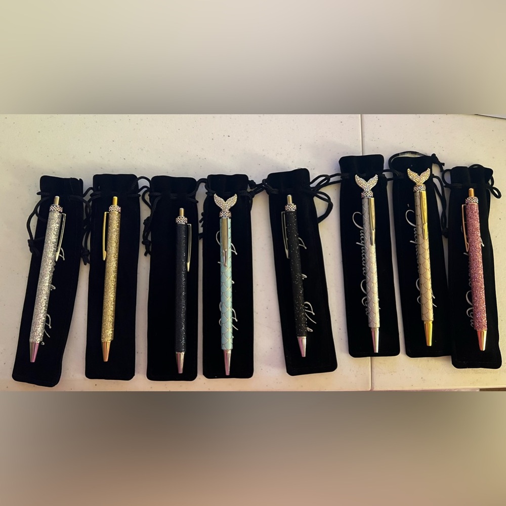 8 Jacqueline Kent ink pens